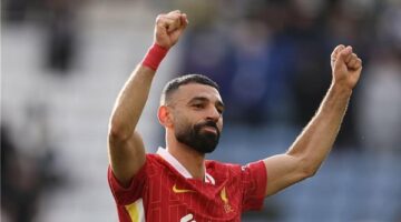 ليلة التتويج.. محمد صلاح يقود الريدز أمام توتنهام في البريميرليج
