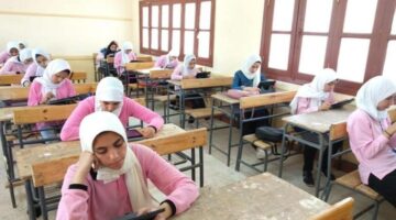 التعليم تعدل مواعيد امتحانات نهاية العام لصفوف النقل (مستند)