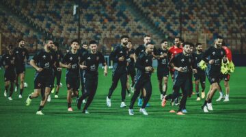 جلسة تصوير لـ لاعبي الأهلي بقميص الموسم الجديد وكأس العالم للأندية – الجريدة