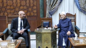 غرس القيم الدينية والأخلاقية أولوية يؤكد عليها شيخ الأزهر ووزير التعليم