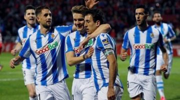 الدوري الإسباني: ريال سوسييداد يحقق فوزًا كبيرًا على لاس بالماس في مباراة مثيرة
