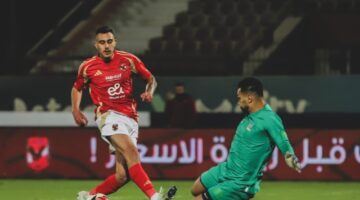 جراديشار مع الأهلي قبل ظهوره القاري المحتمل.