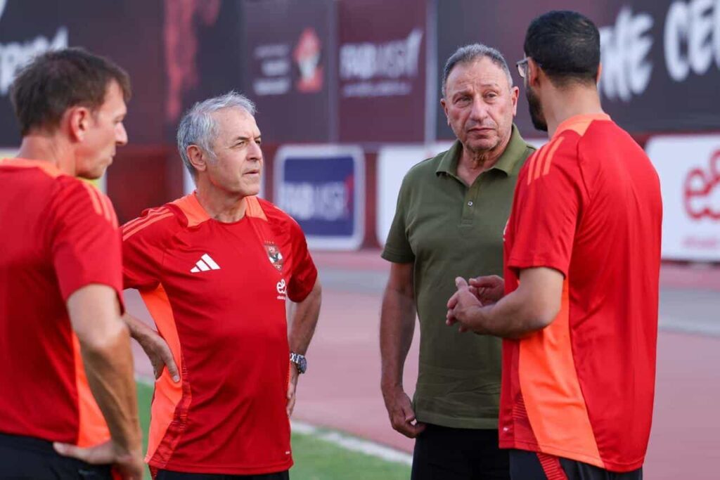 الخطيب مع كولر في مران الأهلي