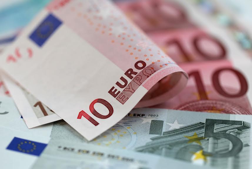 سعر اليورو مقابل الجنيه 1 أبريل
