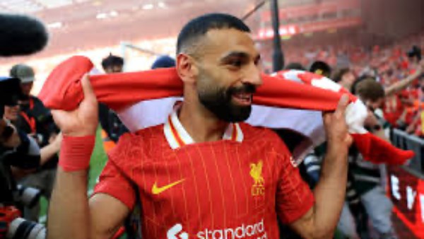 قائد حقيقي وقد يصبح أسطورة الدوري الإنجليزي