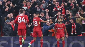 ليفربول يتوج بلقب الدوري الإنجليزي بعد الفوز على توتنهام بخماسية – الجريدة