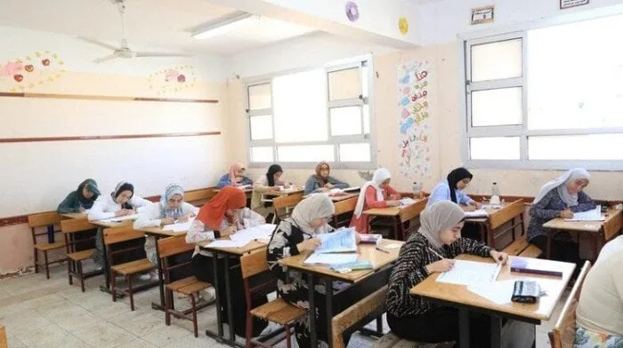 1747219839 بعد إعلانها عن الدبلومات متى ستكشف وزارة التعليم عن أرقام.webp