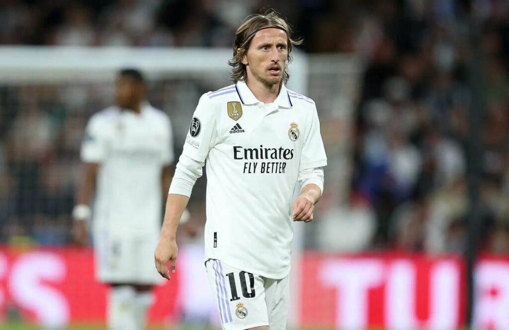 1748167735 مودريتش يخرج عن صمته بشأن أنباء التجديد مع ريال مدريد
