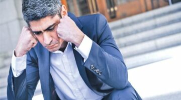 خمسة أبراج ستكون الأكثر عرضة للشعور بالحزن والاضطراب النفسي خلال الفترة المقبلة