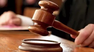 كمين شرطة مزيف.. السجن 10 سنوات لـ 13 متهمًا سرقوا 790 هاتف محمول بالإكراه في الإسكندرية