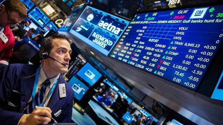 ارتفاع العقود الآجلة الأميركية في آسيا بفضل انتعاش وول ستريت