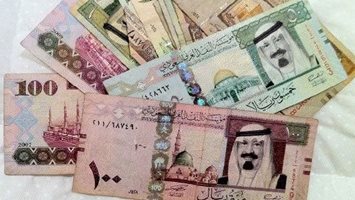 استقرار أسعار العملات العربية في البنوك المصرية اليوم الخميس 12 يونيو 2025