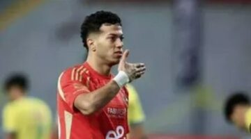 ألف سلامة عليك.. أكرم توفيق يدعم إمام عاشور