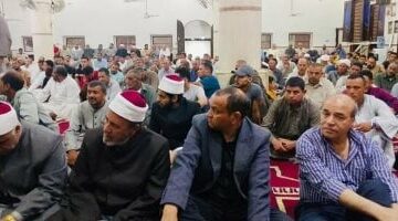 وفد من أوقاف الدقهلية يقدم واجب العزاء فى البطل خالد عبد العال شهيد الشهامة
