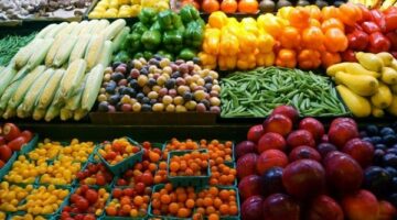 أسعار الخضراوات والفاكهة بالأسواق اليوم الأربعاء