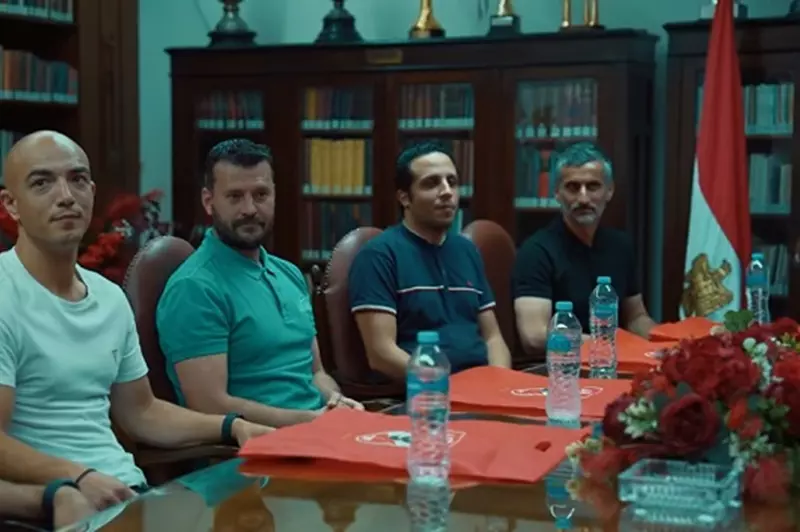 أحمد حسين الشاذلي مترجم ريفيرو.webp