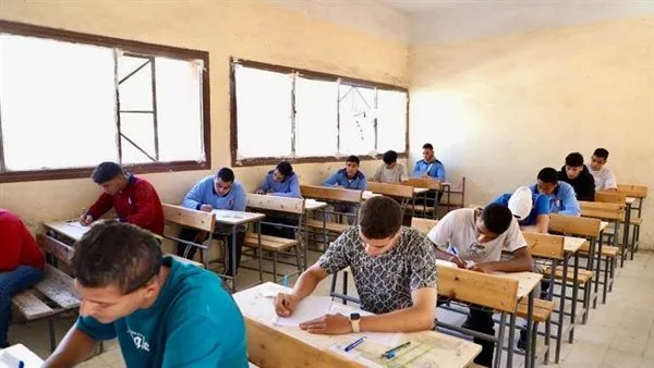1751346541 وزارة التعليم تتابع استلام أوراق امتحانات التفاضل والتكامل لنظام الثانوية.webp