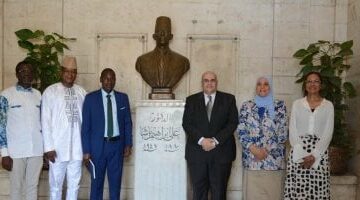 كلية طب قصر العيني تستقبل وفد سفارة بوركينا فاسو دعمًا لبرنامج التعليم الطبي بالفرنسية