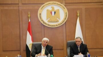 وزير التعليم العالي يعتمد كلية الذكاء الاصطناعي بعدة جامعات تكنولوجية