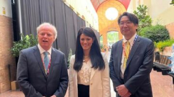 وزيرة التخطيط تعقد لقاءات ثنائية مكثفة مع ممثلي الحكومات وشركاء التنمية