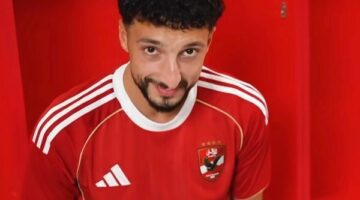 هل هرب من الأهلي؟ وسام أبو علي يخطف الأنظار في أحدث ظهور