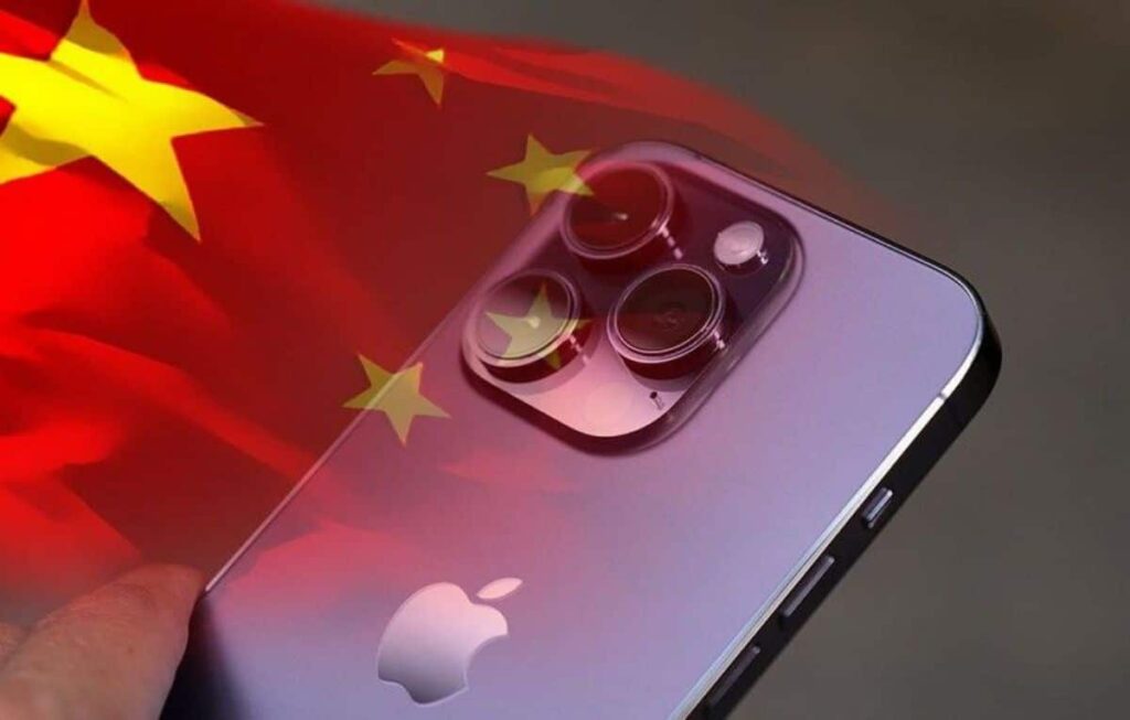 iPhone China sales grows