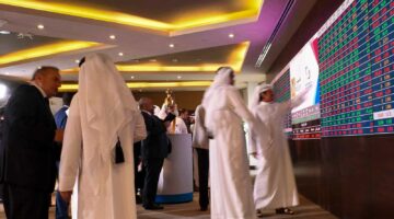 «تذبذب ملحوظ» أسواق الخليج تتأثر بالتهديدات الجمركية الأميركية الجديدة كيف سيكون الأداء المقبل
