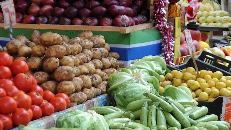 أسعار الخضروات في سوق العبور.. الطماطم والبطاطس والكوسة والملوخية والليمون اليوم الثلاثاء 16 ديسمبر 2025 في الأسواق المصرية وتحديثات الأسعار لحظة بلحظة لكل محافظة