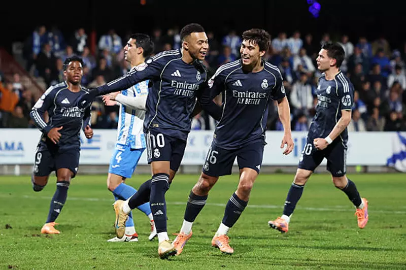 بث Talavera vs Real Madrid مباشر ريال مدريد ضد تالافيرا الآن لحظة بلحظة في كأس ملك إسبانيا 2025: مبابي لا يرحم.. استحواذ كاسح 73% وفرص بالجملة والملكي يواصل الضغط في الشوط الثاني