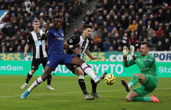 تشكيل تشيلسي ضد نيوكاسل يونايتد في الجولة 17 من الدوري الإنجليزي | تشكيلة نارية للبلوز وموعد المباراة والقنوات الناقلة