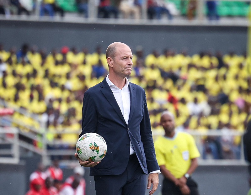 قبل قمة الحسم في دوري أبطال إفريقيا.. ييس توروب يفجر مفاجآت نارية عن مواجهة الأهلي ويانج أفريكانز ويكشف جاهزية الصفقات الجديدة