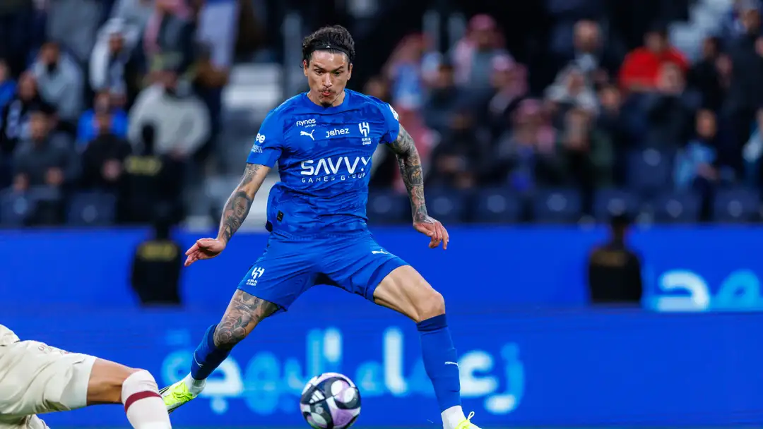 موعد مباراة الهلال والقادسية في دوري روشن 2025-2026 | صراع الصدارة على ملعب الأمير محمد بن فهد