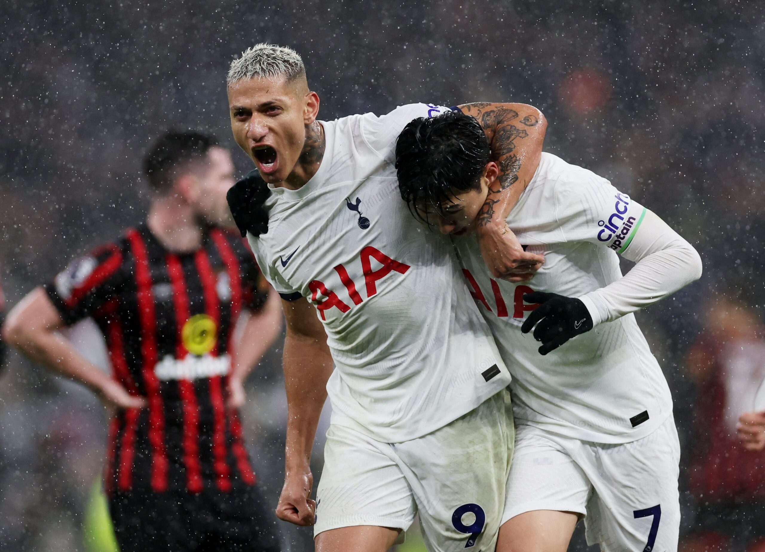 يلا شوت بث مباشر Tottenham vs Bournemouth مشاهدة مباراة توتنهام وبورنموث اليوم الأربعاء 7 يناير 2026 في الدوري الإنجليزي الممتاز: كل القنوات الناقلة، موعد المباراة، والتفاصيل الكاملة للبث المباشر لمواجهة من العيار الثقيل بين الفريقين