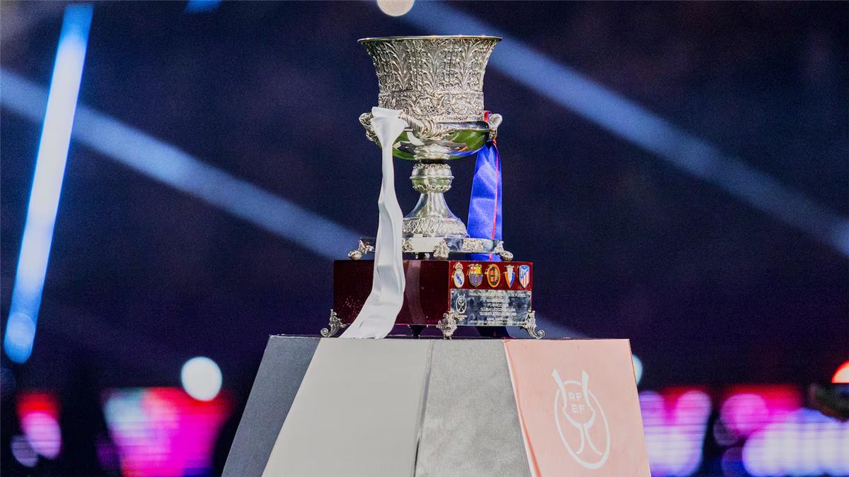 القنوات الناقلة لمباريات كأس السوبر الإسباني 2026.. مشاهدة برشلونة وريال مدريد في جدة ونظام البطولة بالكامل