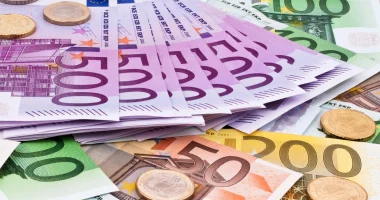 سعر اليورو اليوم في مصر الخميس 19 مارس 2026.. تراجع مفاجئ بالبنوك بعد موجة صعود – هل يستمر الهبوط أم يعود للارتفاع؟