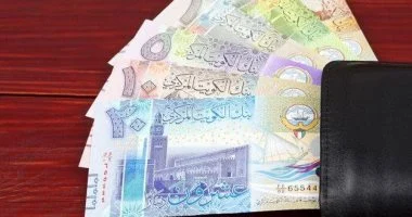 سعر الدينار الكويتي اليوم في مصر الخميس 19 مارس 2026.. استقرار مفاجئ بالبنوك بعد تحركات قوية – هل يستمر الصعود أم يبدأ الهبوط؟