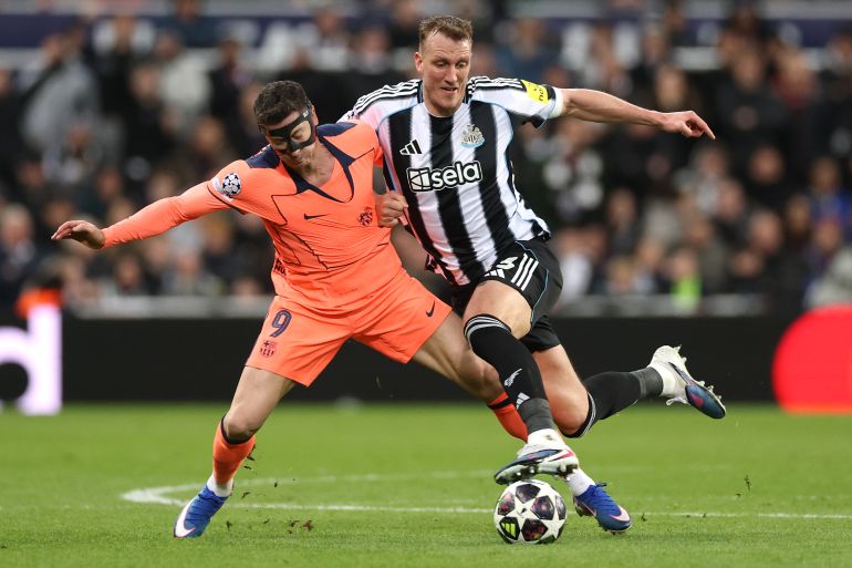 موعد مباراة برشلونة ونيوكاسل في دوري أبطال أوروبا 2026 والقنوات الناقلة والتشكيل المتوقع والإحصائيات الكاملة قبل قمة الحسم