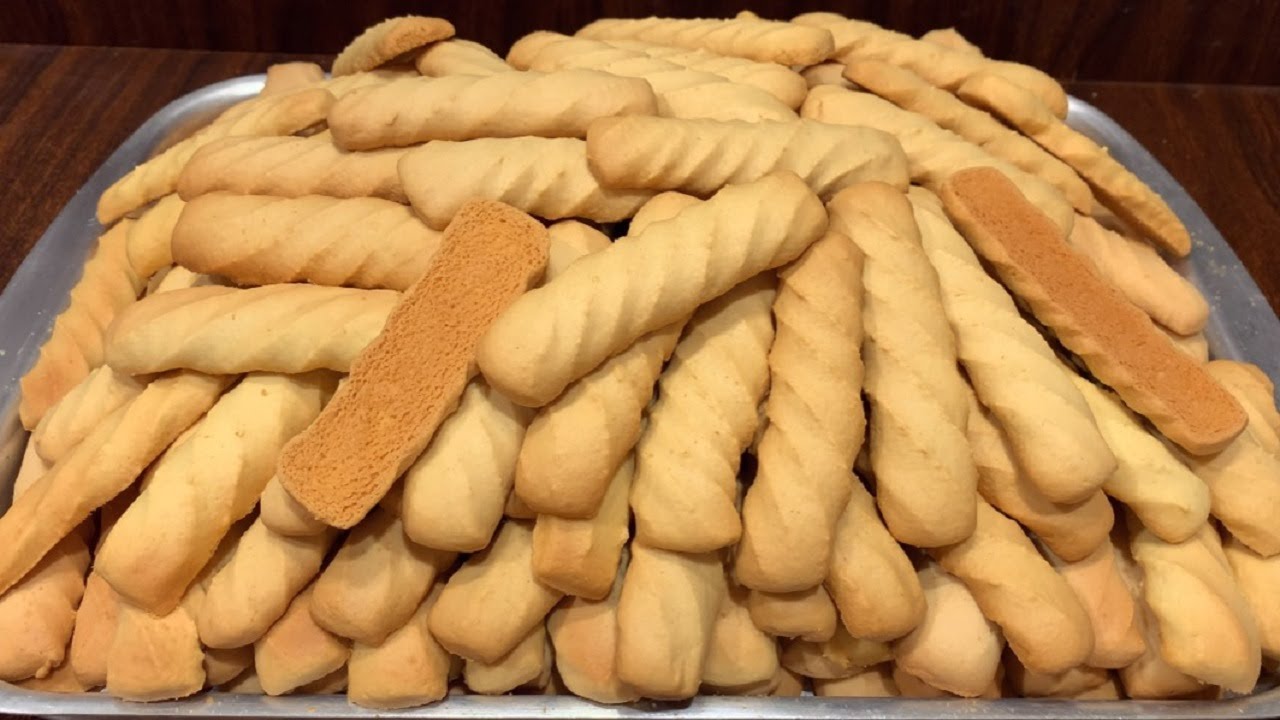 طريقة عمل بسكويت النشادر الأصلي بالمقادير وأقل التكاليف.. أسرار المحلات