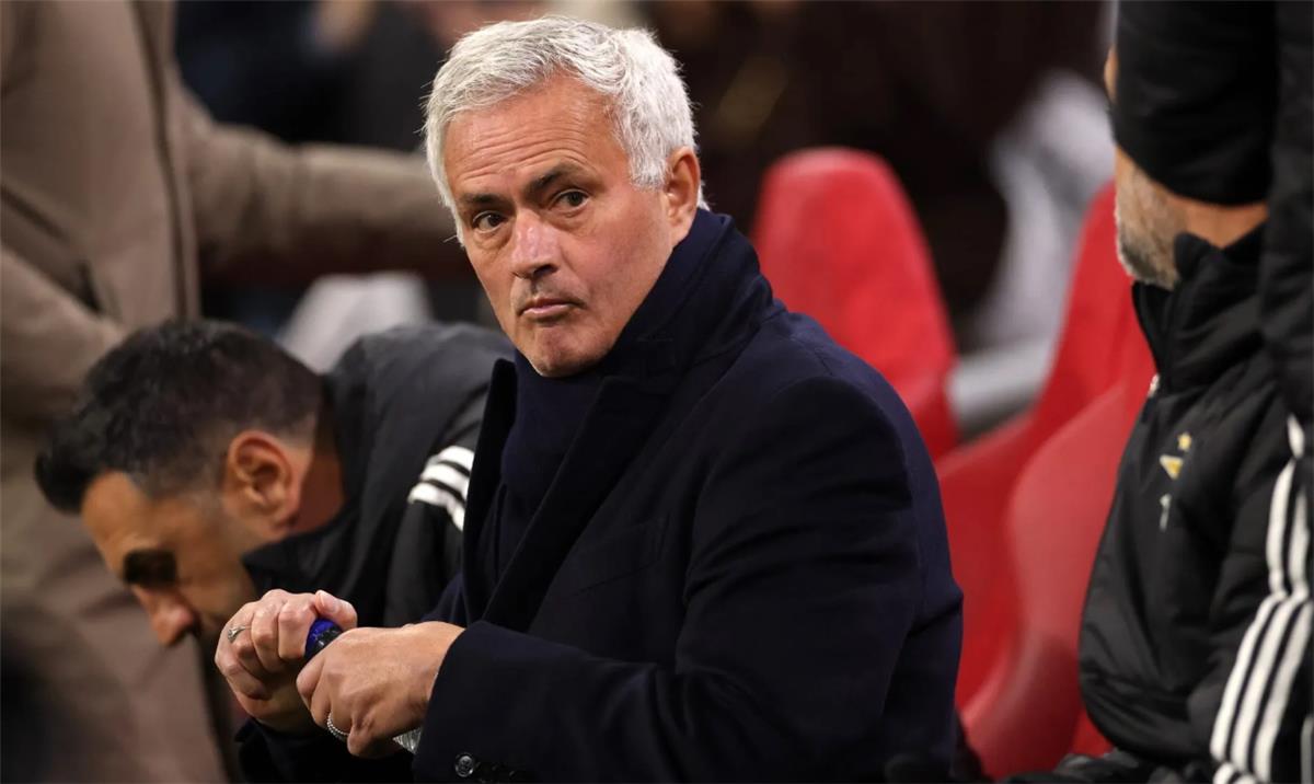 حقيقة عودة جوزيه مورينيو إلى ريال مدريد لخلافة أربيلوا.. تقرير إسباني يكشف موقف الإدارة النهائي قبل الموسم الجديد