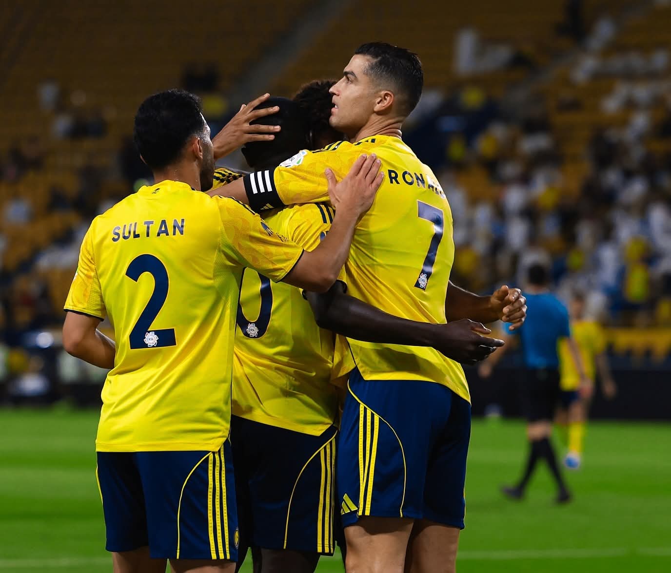 قبل مباراة النصر وضمك أزمة دفاعية تضرب صفوف العالمي في مباراة التتويج بالدوري السعودي.. قائمة غيابات النصر تتسع قبل الجولة الأخيرة