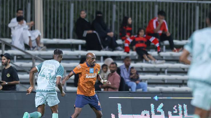 بث مباشر مباراة الفيحاء والرياض اليوم في دوري روشن السعودي 4 مايو 2026 لحظة بلحظة التشكيل الرسمي والقنوات الناقلة وتحليل المواجهة