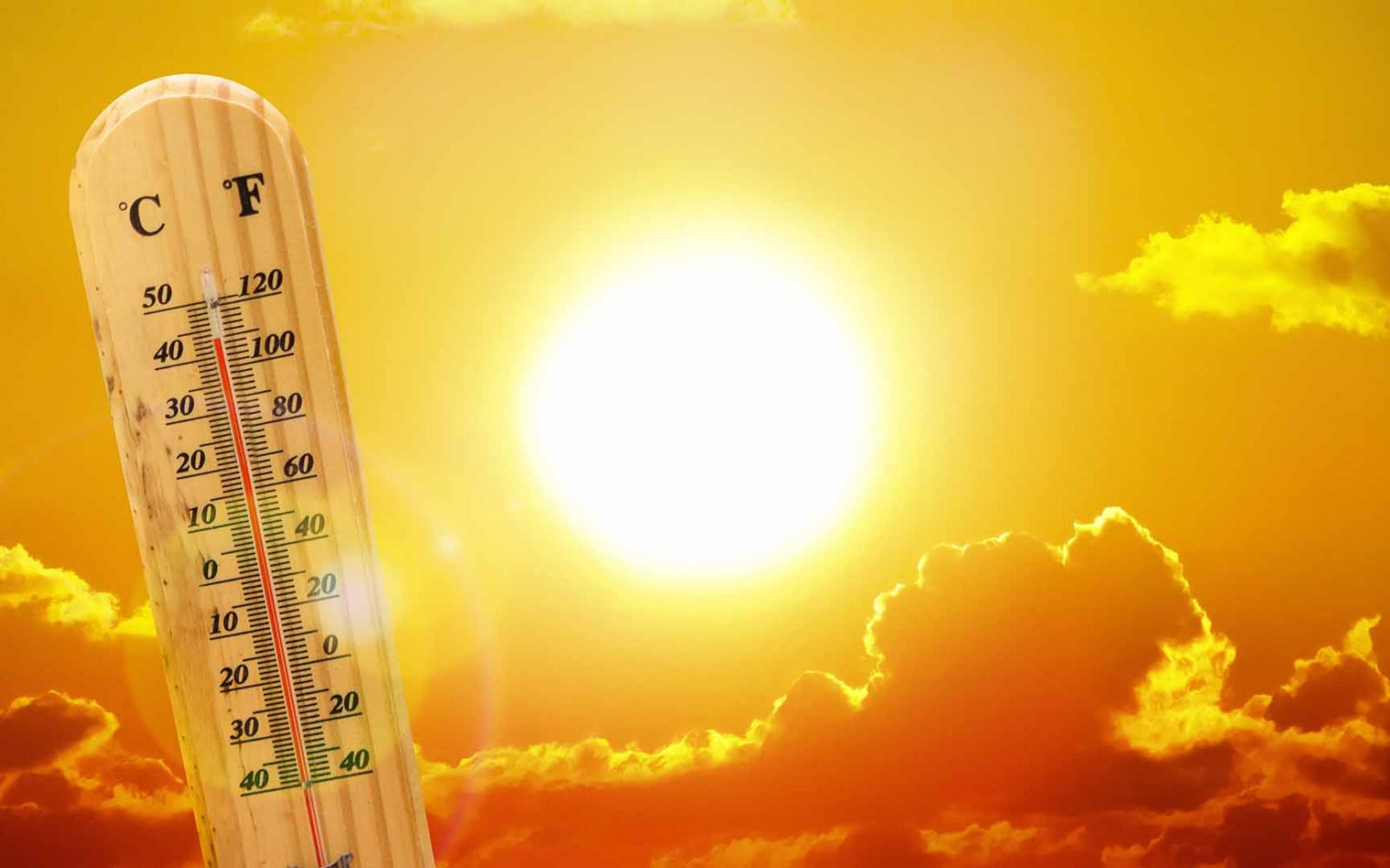 الأرصاد تحذر من حالة الطقس: موجة شديدة الحرارة تضرب البلاد والحرارة تلامس 45 درجة كتلة نارية تضرب محافظات مصر