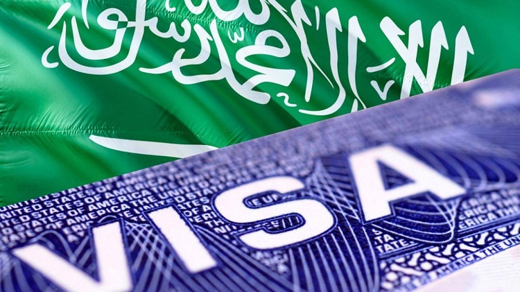 هل أوقفت السعودية تأشيرات الزيارة العائلية بسبب موسم الحج والعمرة قبل عيد الأضحى ووقفة عرفات؟ الحقيقة الكاملة