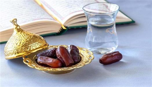 أفضل طرق صيام العشر من ذي الحجة 2026 وأقوى نصائح لصيام يوم عرفة مع العمل تحت الشمس لـ المغتربون في الخليج