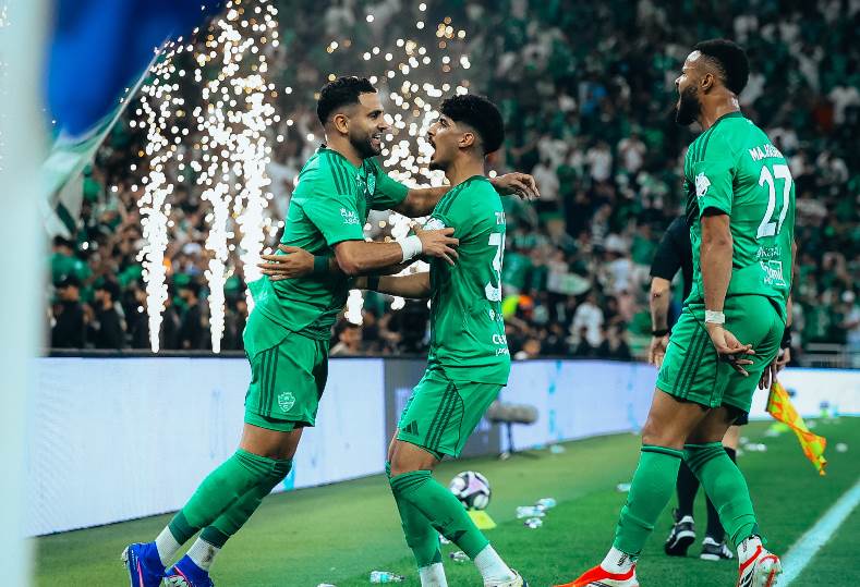 كيفية مشاهدة مباراة الأهلي والخليج بث مباشر والقنوات الناقلة في دوري روشن أهلي جدة 0-0 الخليج في الدوري السعودي